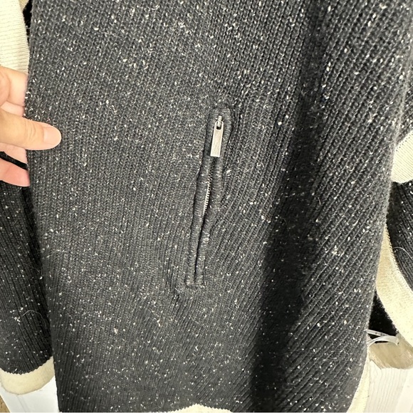 Lands' End wool blend poncho/shawl, one size, marled, fall, winter, layer - Picture 7 of 9